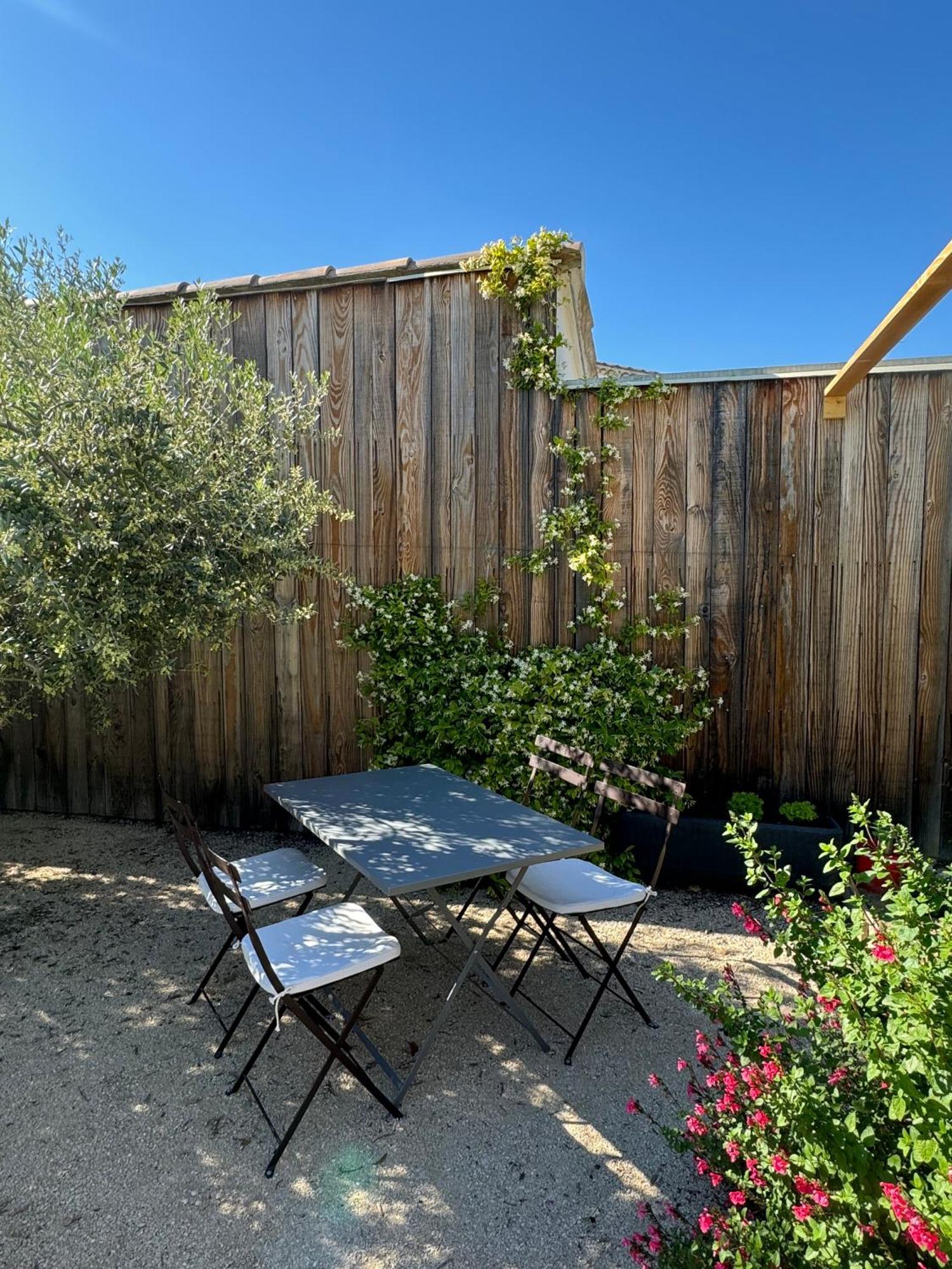 Apartamento L'Atelier d'André Beaumes-de-Venise Exterior foto